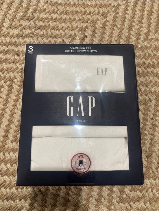 GAP Other - 💕NWT! GAP White Classic Fit Cotton Crew Shirts - 3 Pack
